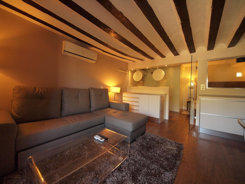 קואנקה Los Ojos De La Mora Apartamentos Boutique חדר תמונה